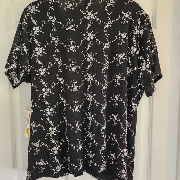 Anne Klein Women's Sz 3X Floral Stitched Embroidered Top - Picture 5 of 5